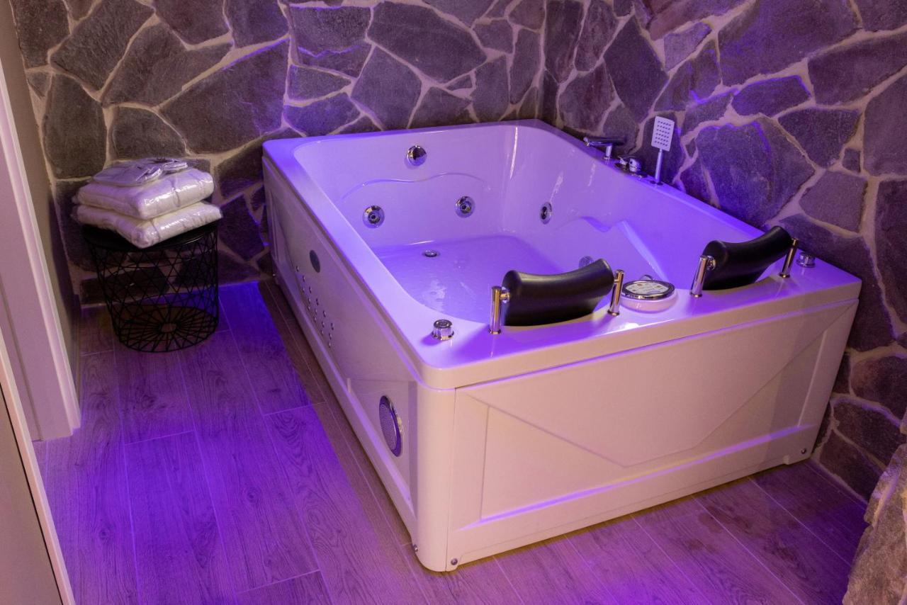 Lovely Rooms - Guest House Suites Триджано Екстер'єр фото
