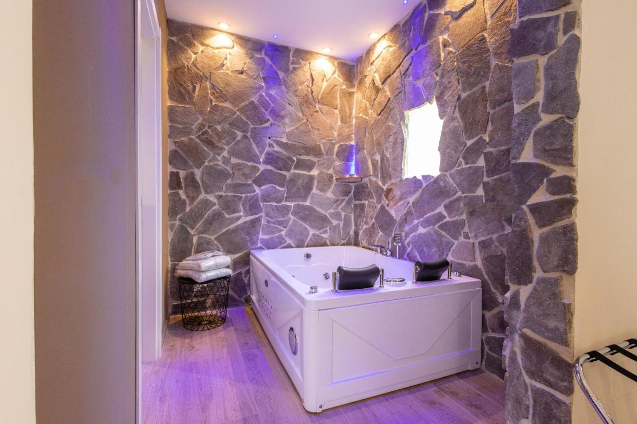 Lovely Rooms - Guest House Suites Триджано Екстер'єр фото