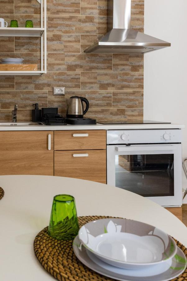Lovely Rooms - Guest House Suites Триджано Екстер'єр фото